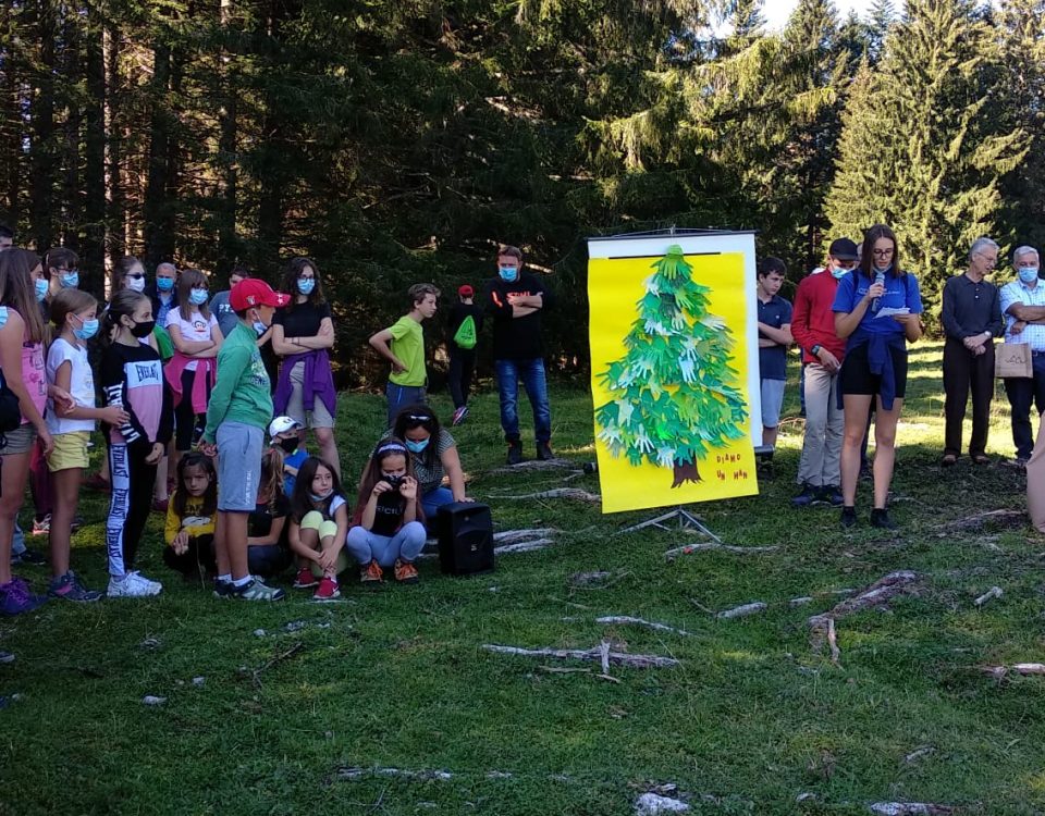 I bambini delle scuole elementari delle Comunità dell'Altopiano di Asiago